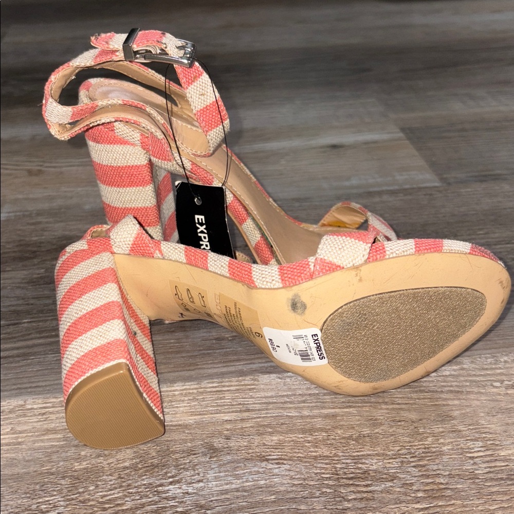 Express Heel - Picture 3 of 6